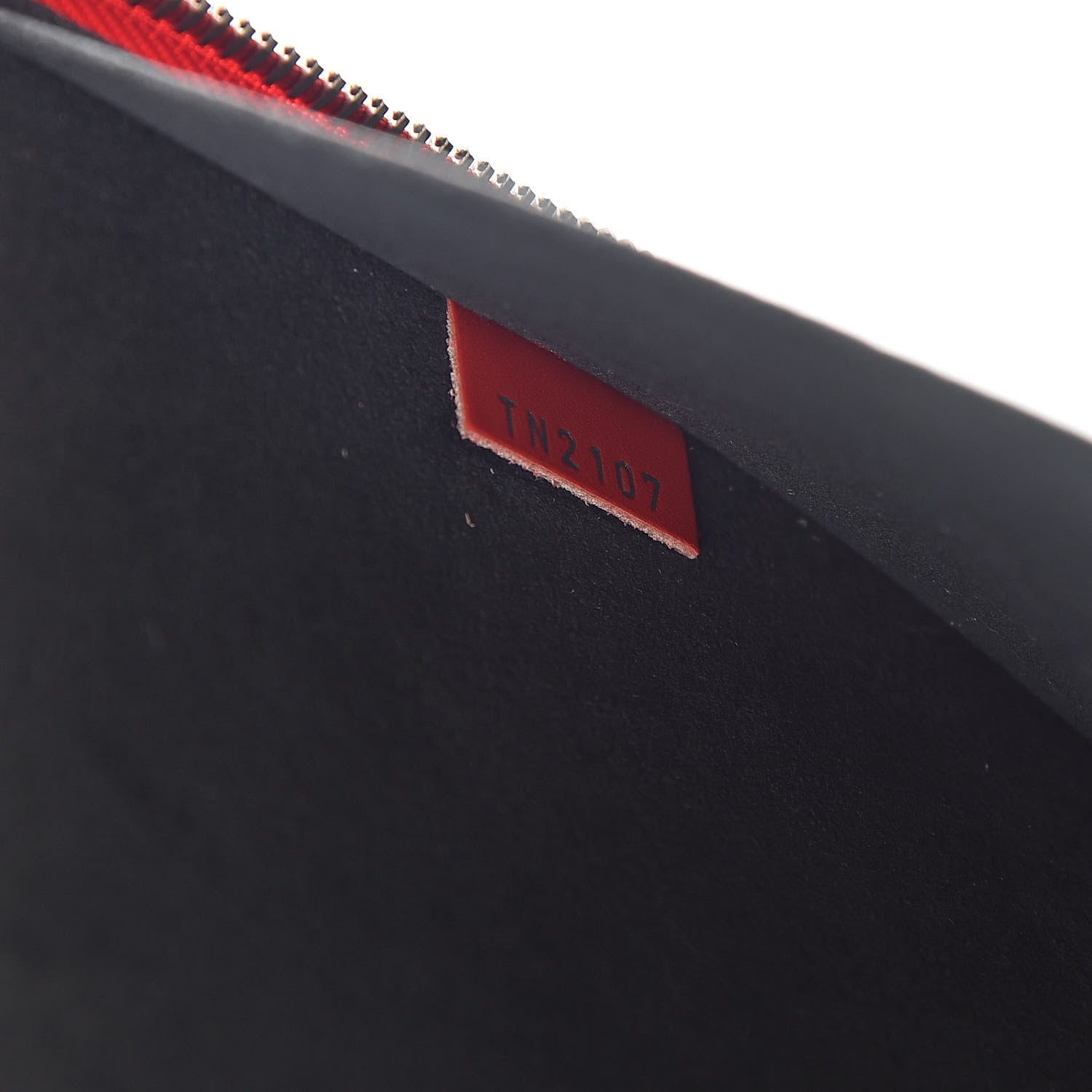 Louis Vuitton X SUPREME Epi Pochette Jour GM Red 7 of 7