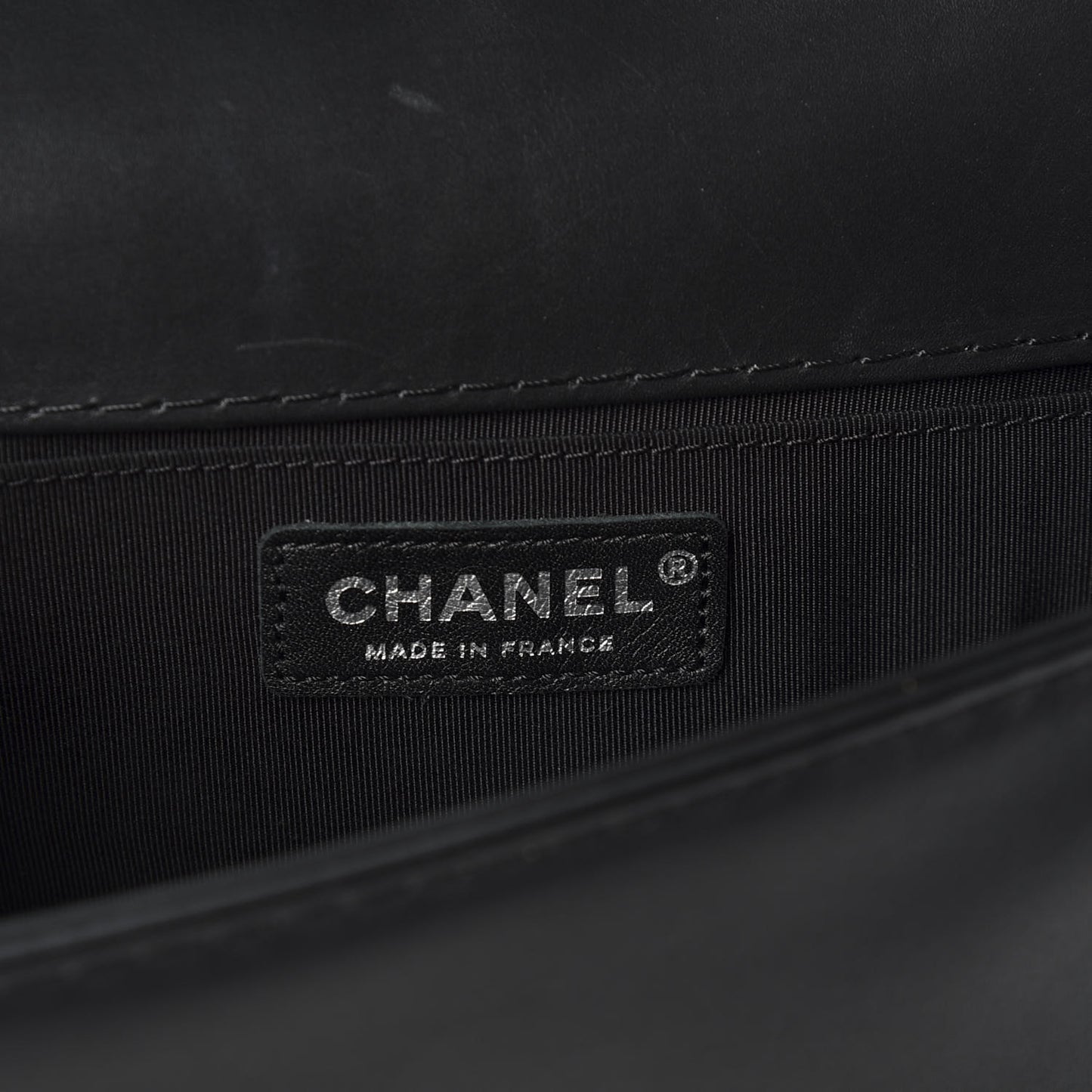 Lambskin Stitched Medium Boy Flap Black