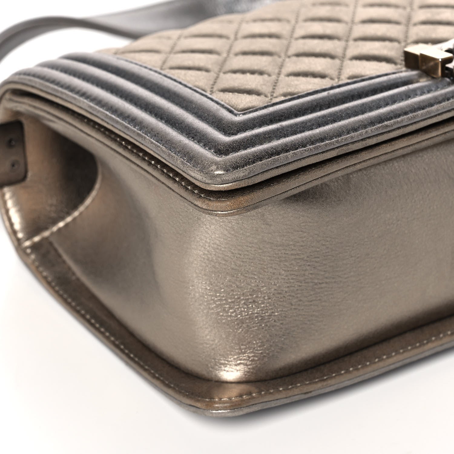 Chanel Metallic Calfskin Quilted Medium Boy Flap Khaki 16 of 26