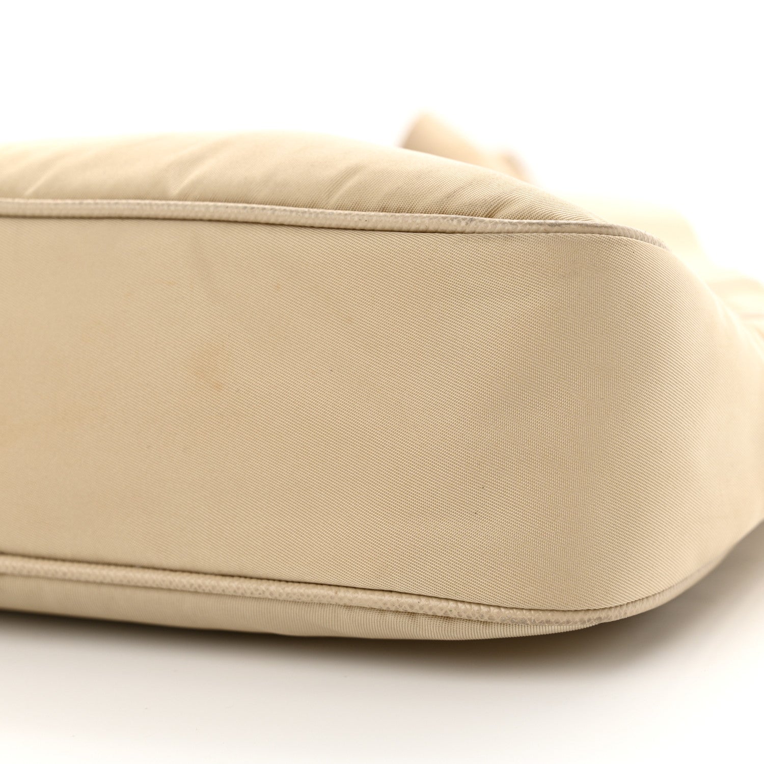 Prada Re-Nylon Saffiano Re-Edition 2005 Shoulder Bag Deserto 10 of 24