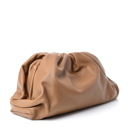 Bottega Veneta Smooth Butter Calf The Pouch Oversized Clutch Cammello 3 of 7