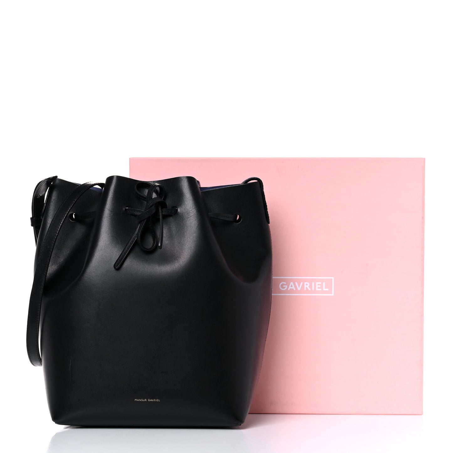 Vegetable Tanned Calfskin Bucket Bag Black Royal