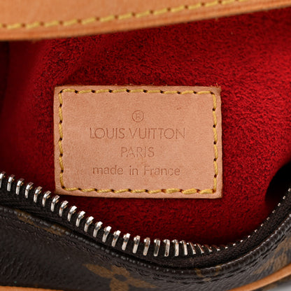 Louis Vuitton Monogram Croissant MM 6 of 15