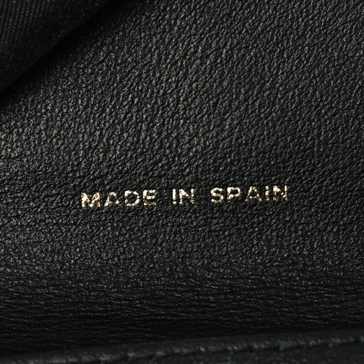 Caviar Quilted Compact Boy Wallet Black