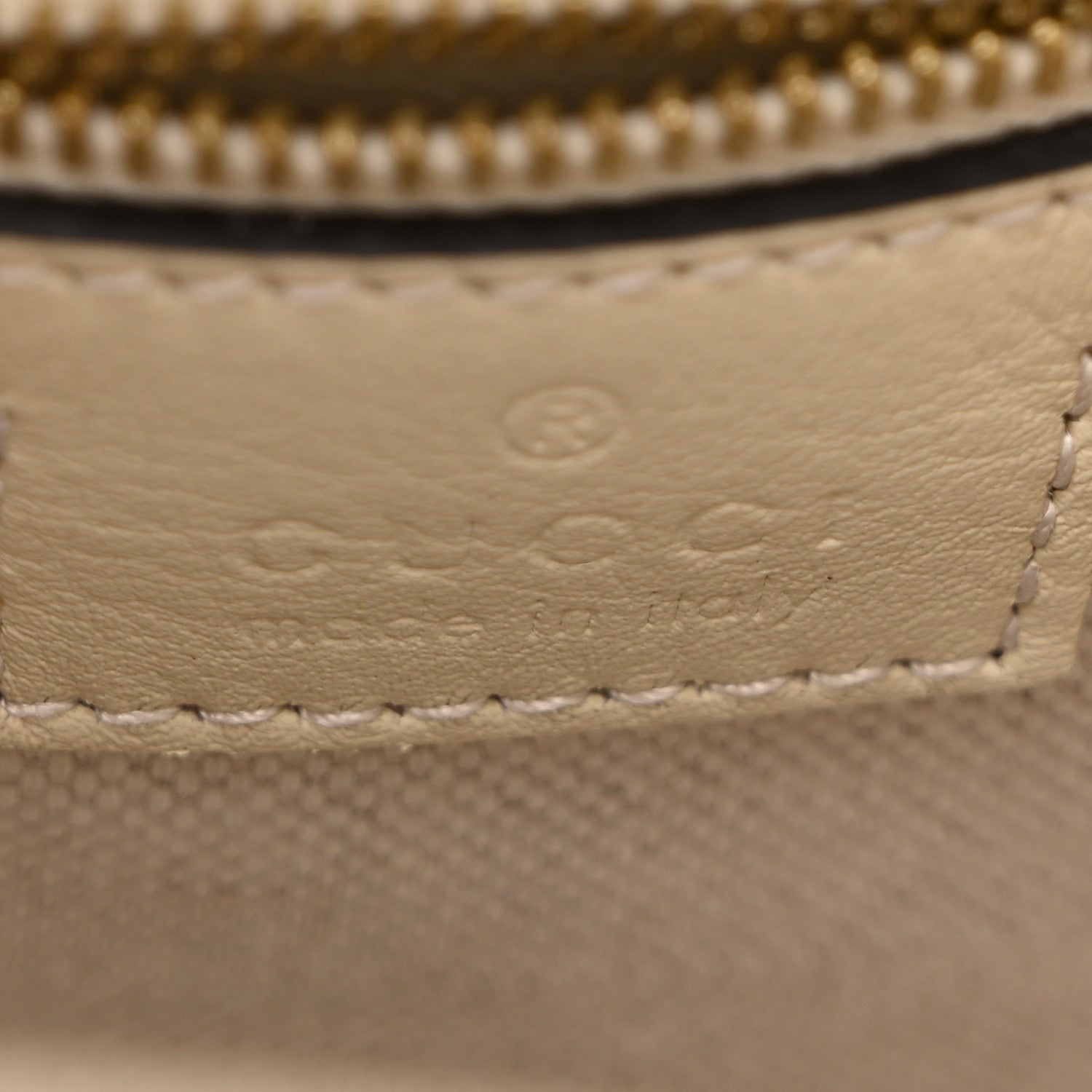 Gucci Arabella Calfskin Horsebit 73 Mini Bucket Bag White 6 of 12