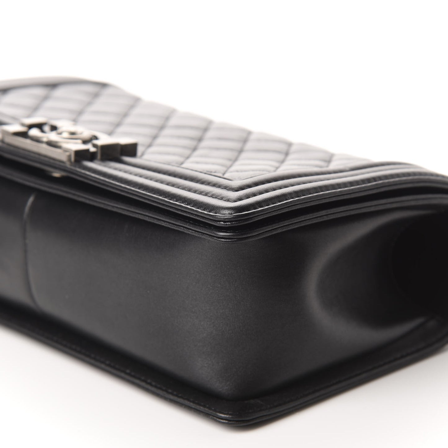 Calfskin Quilted Medium Boy Flap Black