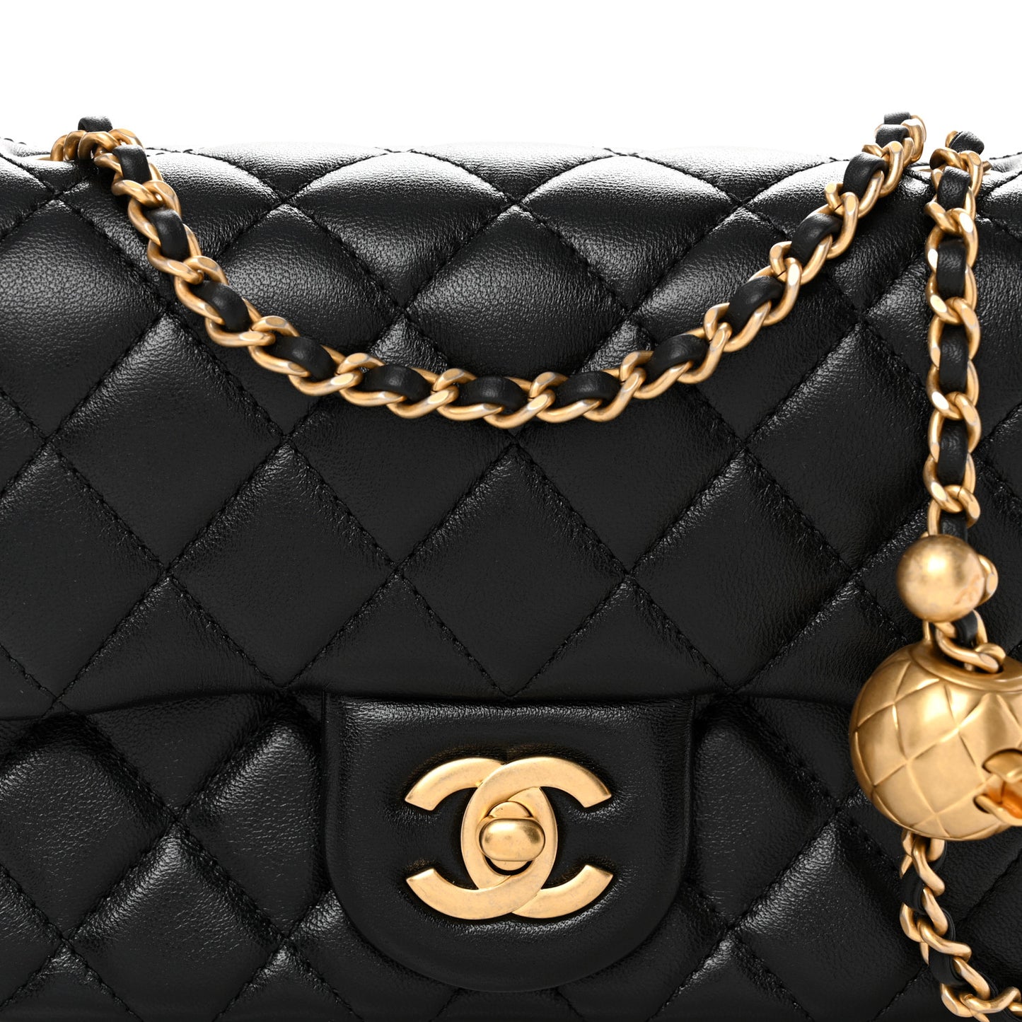 Lambskin Quilted Mini Pearl Crush Flap Black