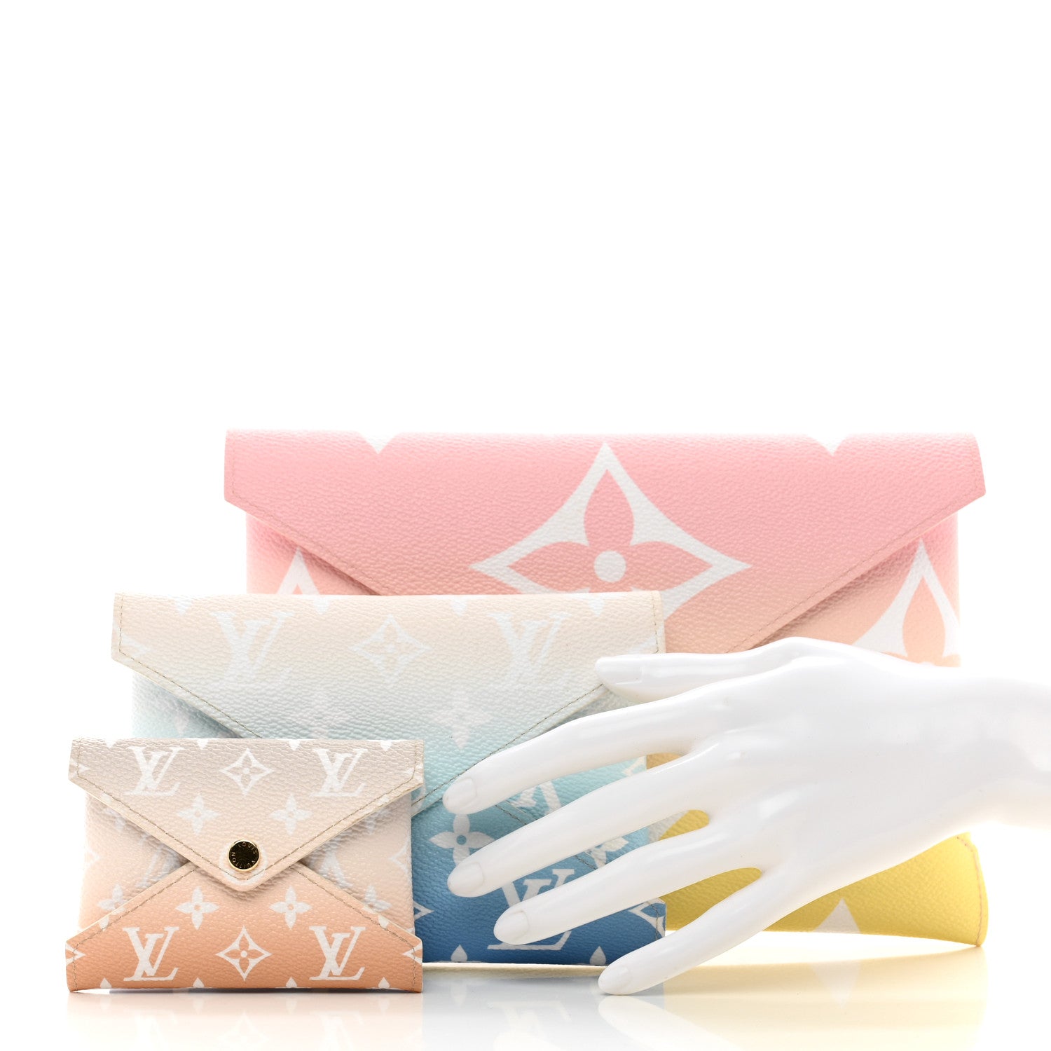 Louis Vuitton Monogram Giant By The Pool Kirigami Pochette Set 2 of 10