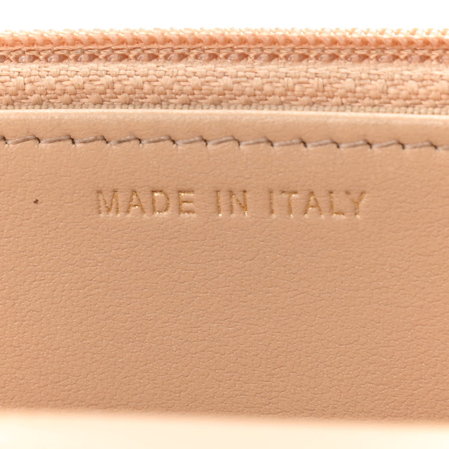 Caviar Quilted Wallet On Chain WOC Beige