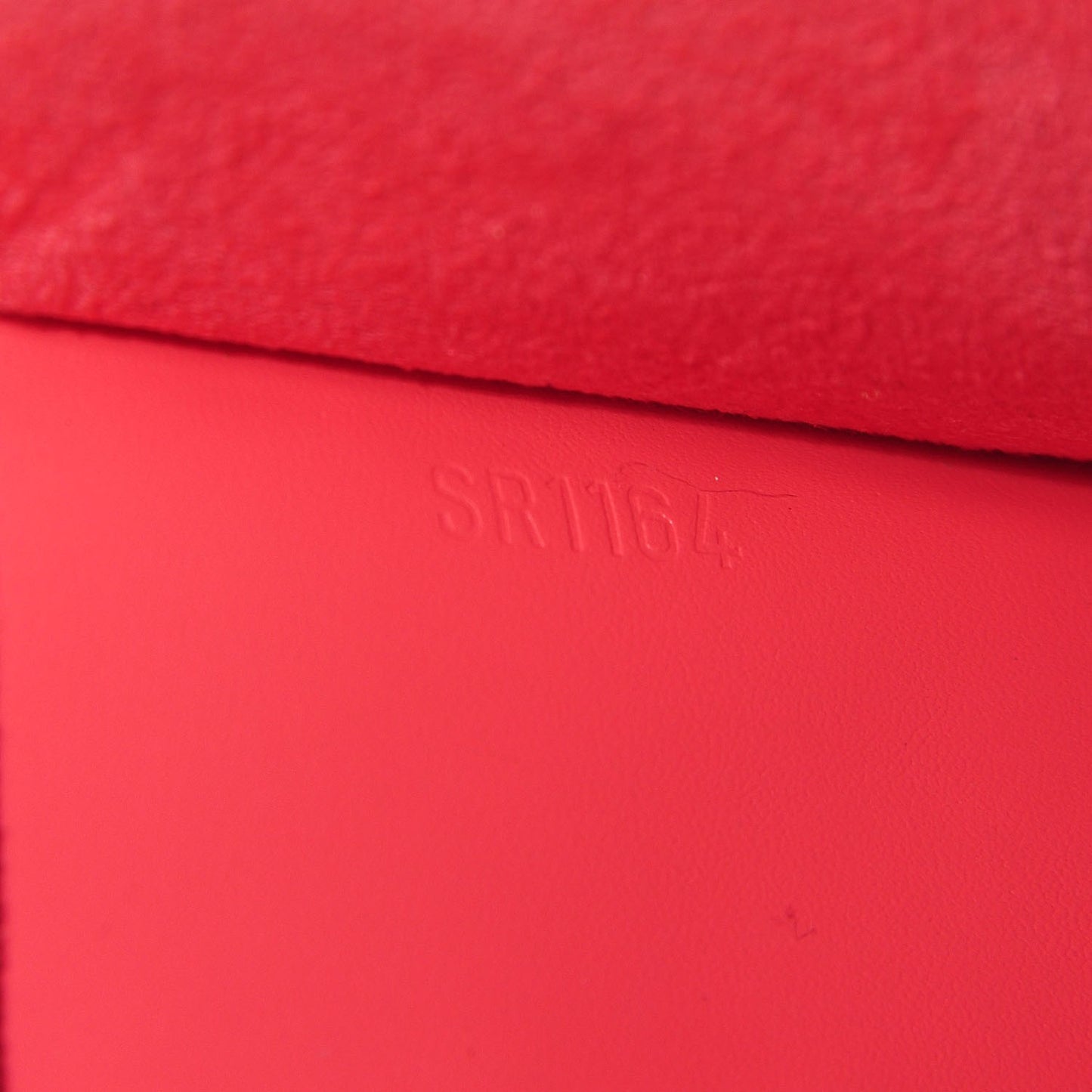 Epi Louise Strap PM Corail