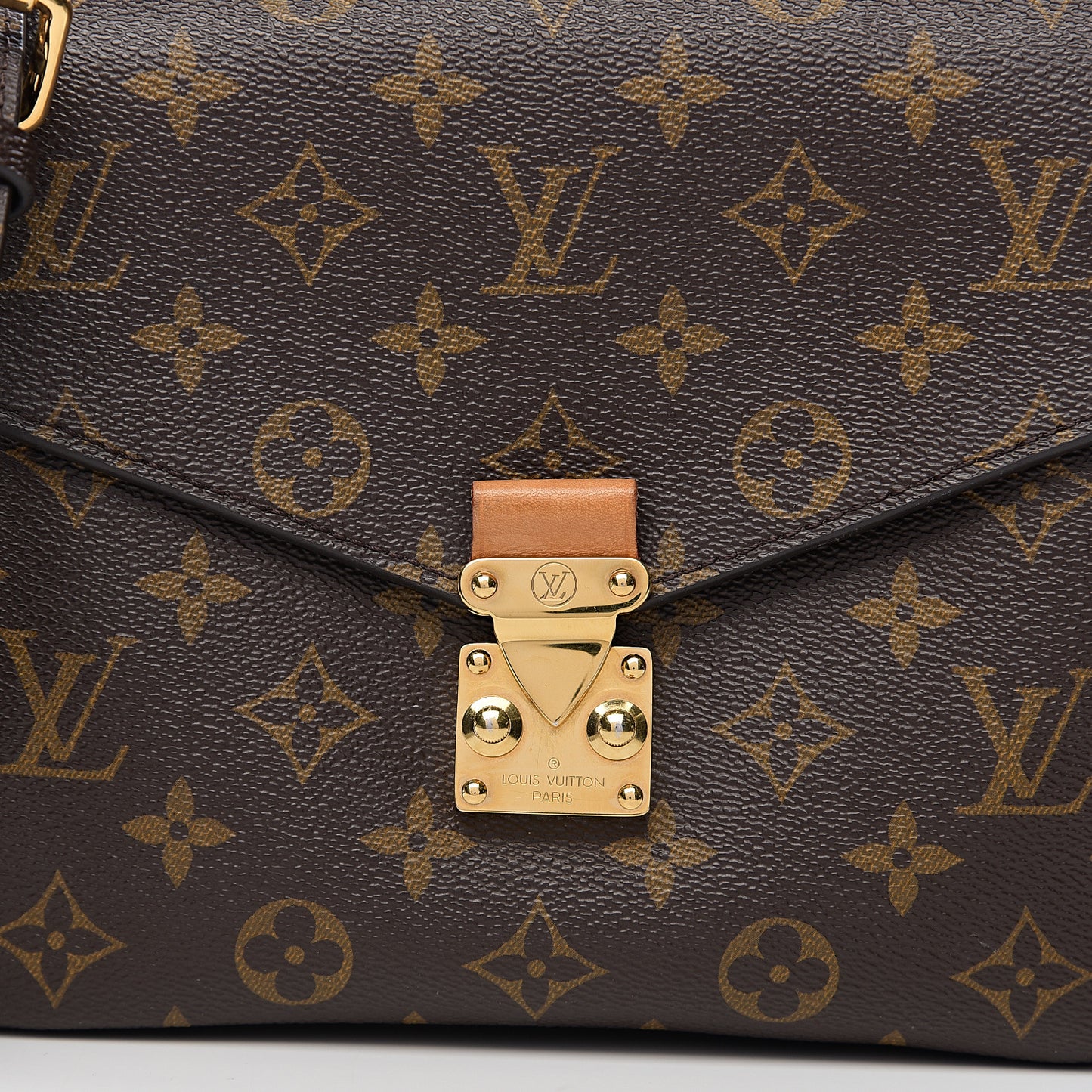 Monogram Pochette Metis