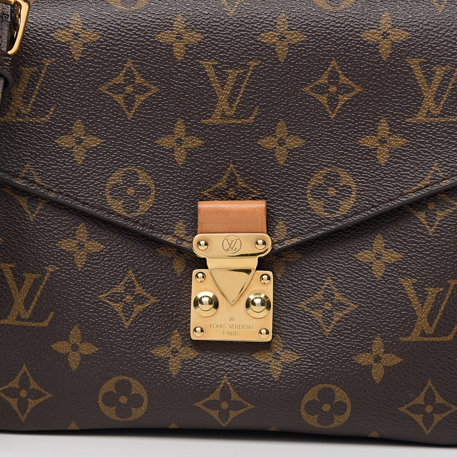 Louis Vuitton Monogram Pochette Metis 7 of 9