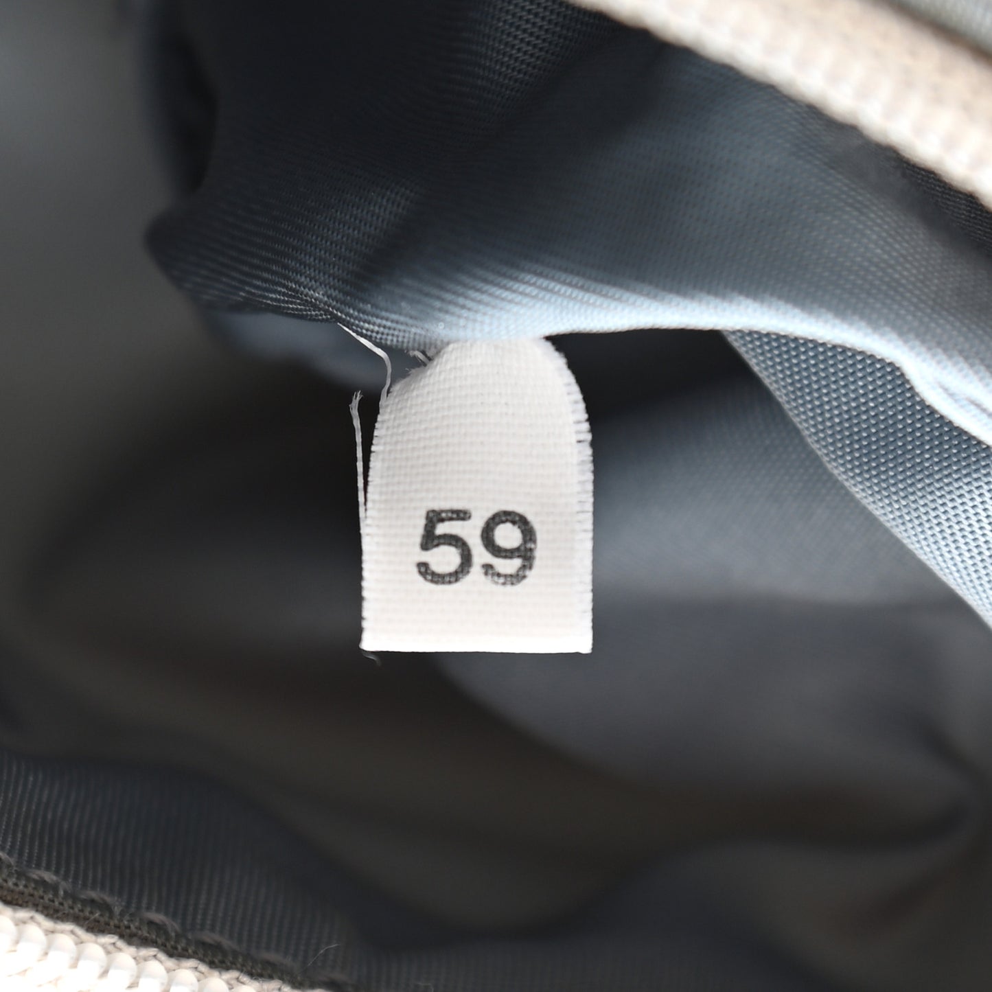 Tessuto Nylon Sport Shoulder Bag Pervinca