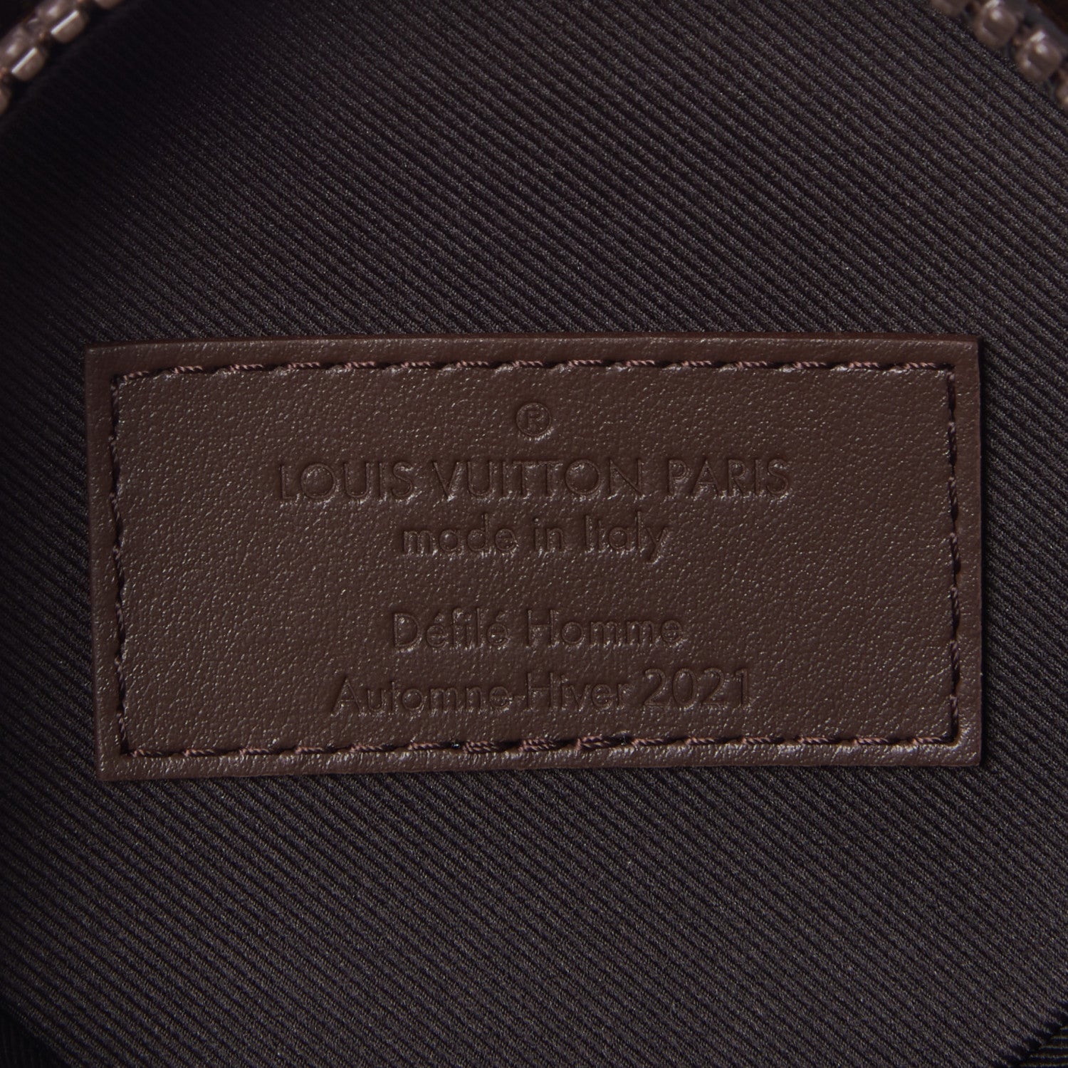 Louis Vuitton Monogram Calfskin Everyday LV Coffee Cup Pouch 8 of 8