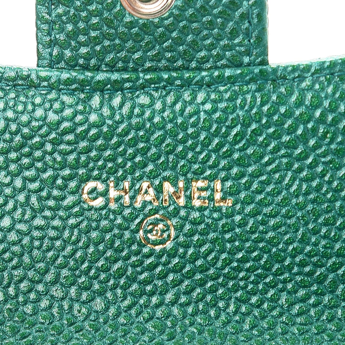 Metallic Caviar Quilted Card Holder Green