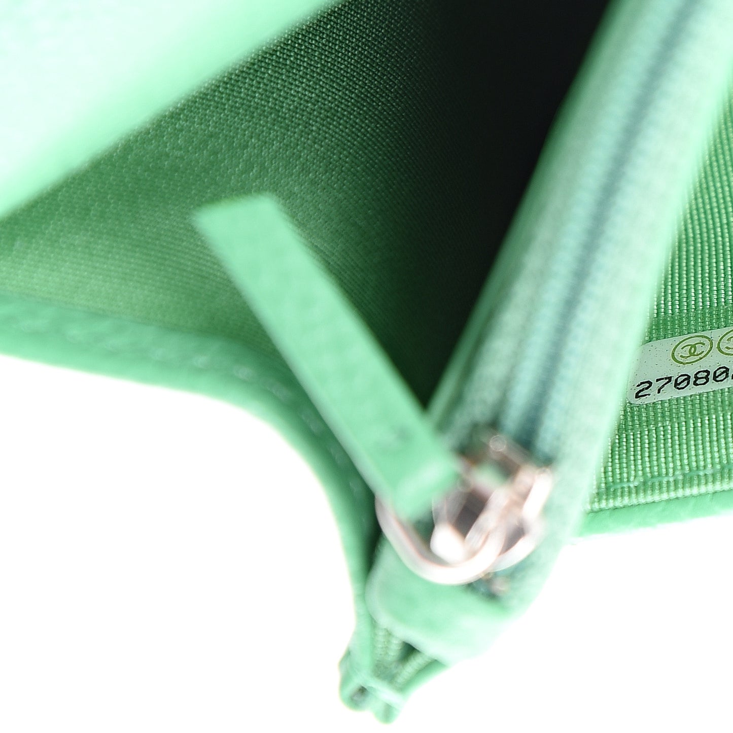 Caviar Chevron Quilted Wallet On Chain WOC Green
