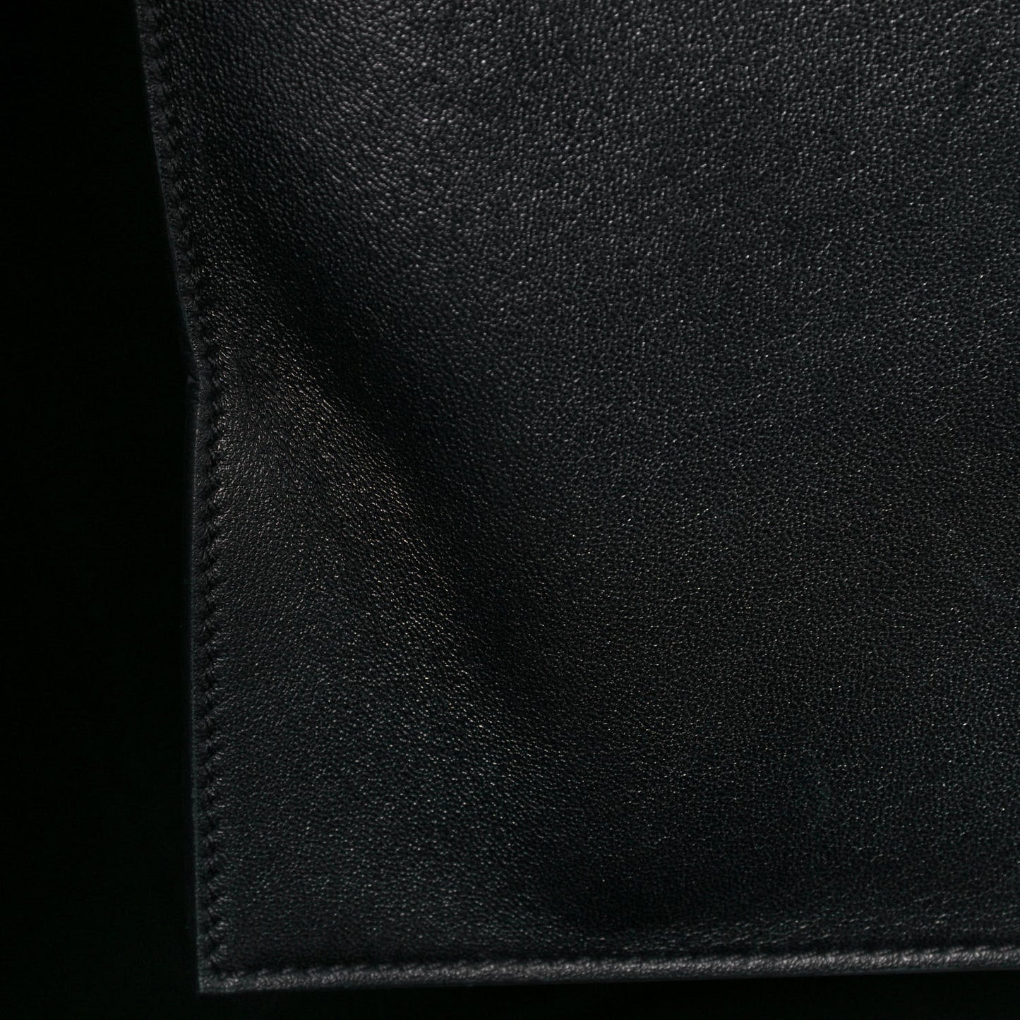 Calfskin Large Clasp Cabas Black