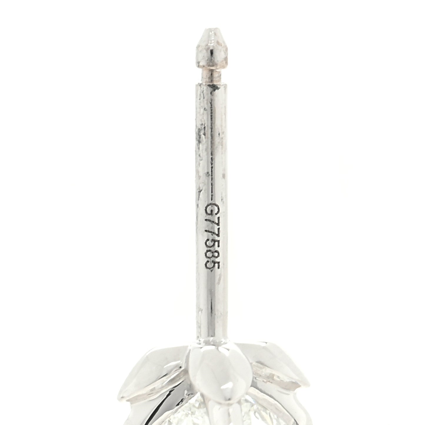 18K White Gold Diamond LV Star Cut Stud Earrings