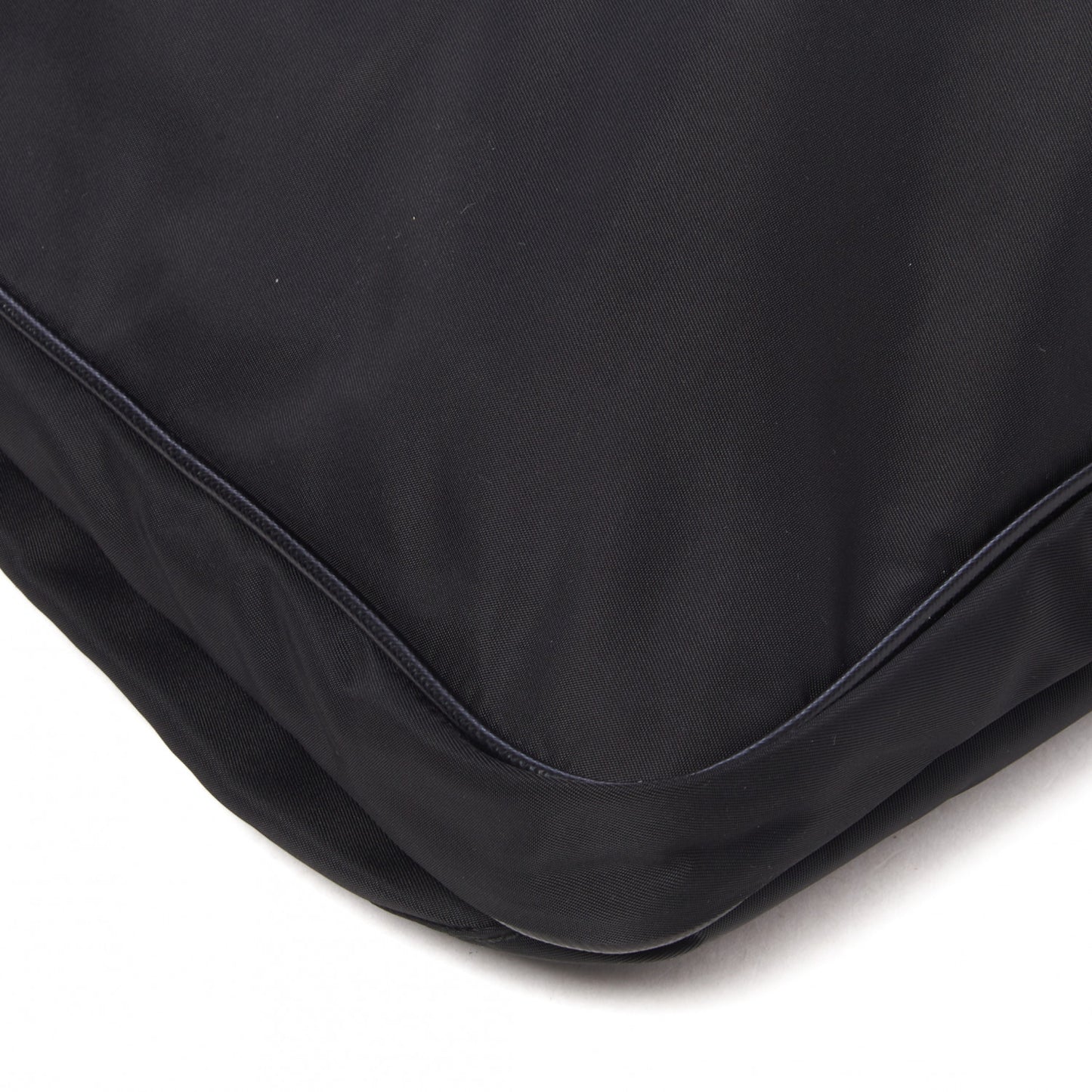 Tessuto Nylon Saffiano Messenger Bag Black