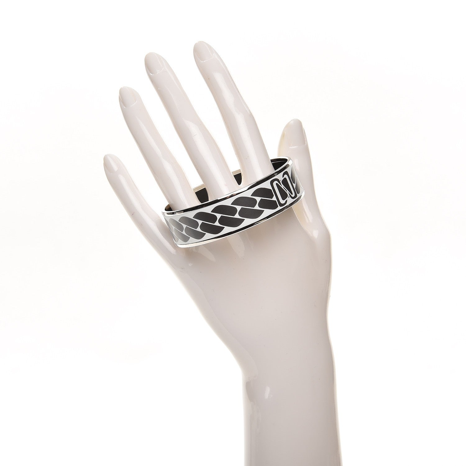 Hermes Enamel Printed Wide Clic C'est Noue Bracelet 70 Blanc Platine 2 of 5