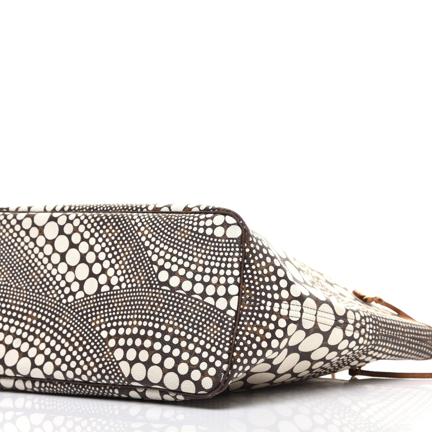 Monogram Kusama Waves Neverfull MM White