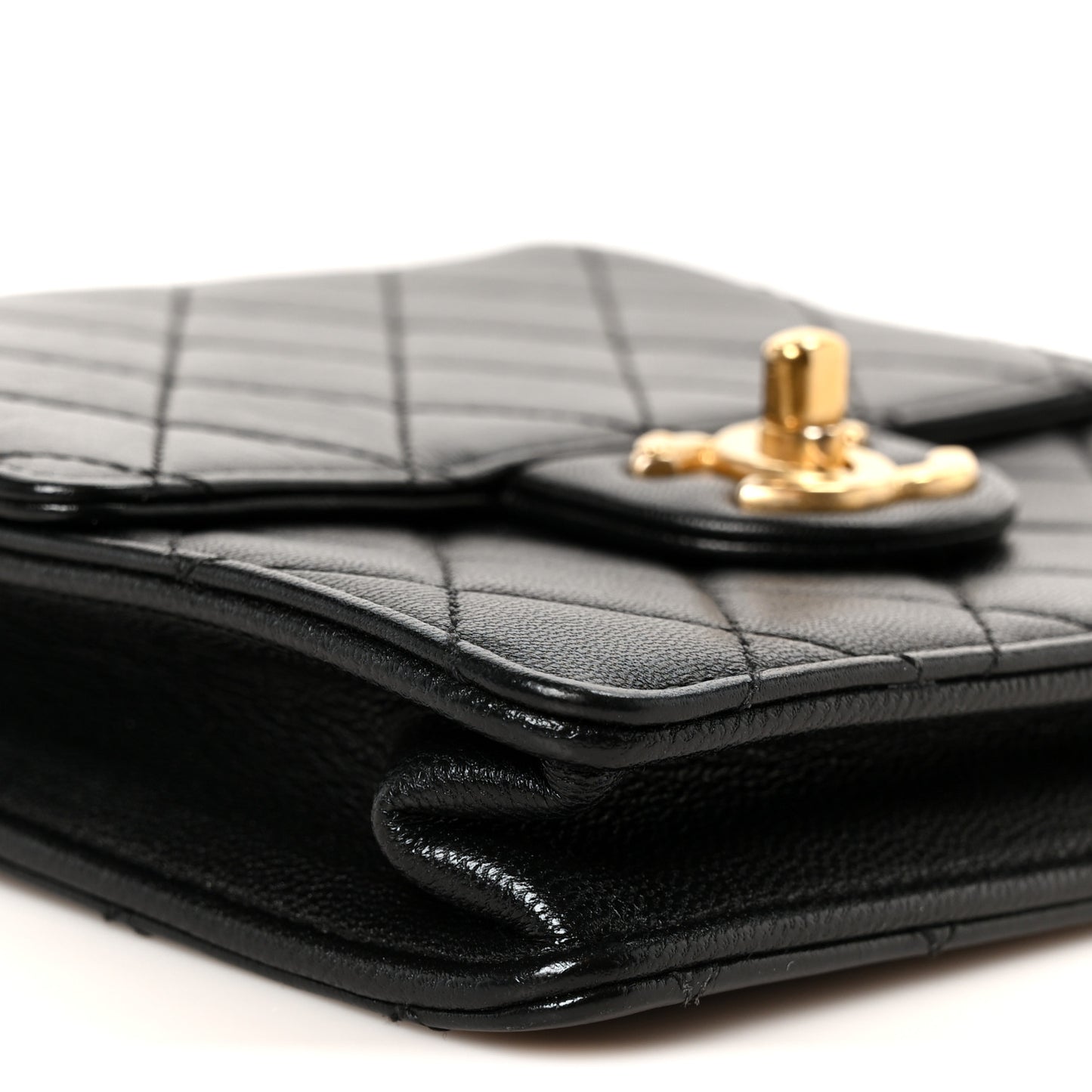 Goatskin Quilted Chic Pearls Flap Black