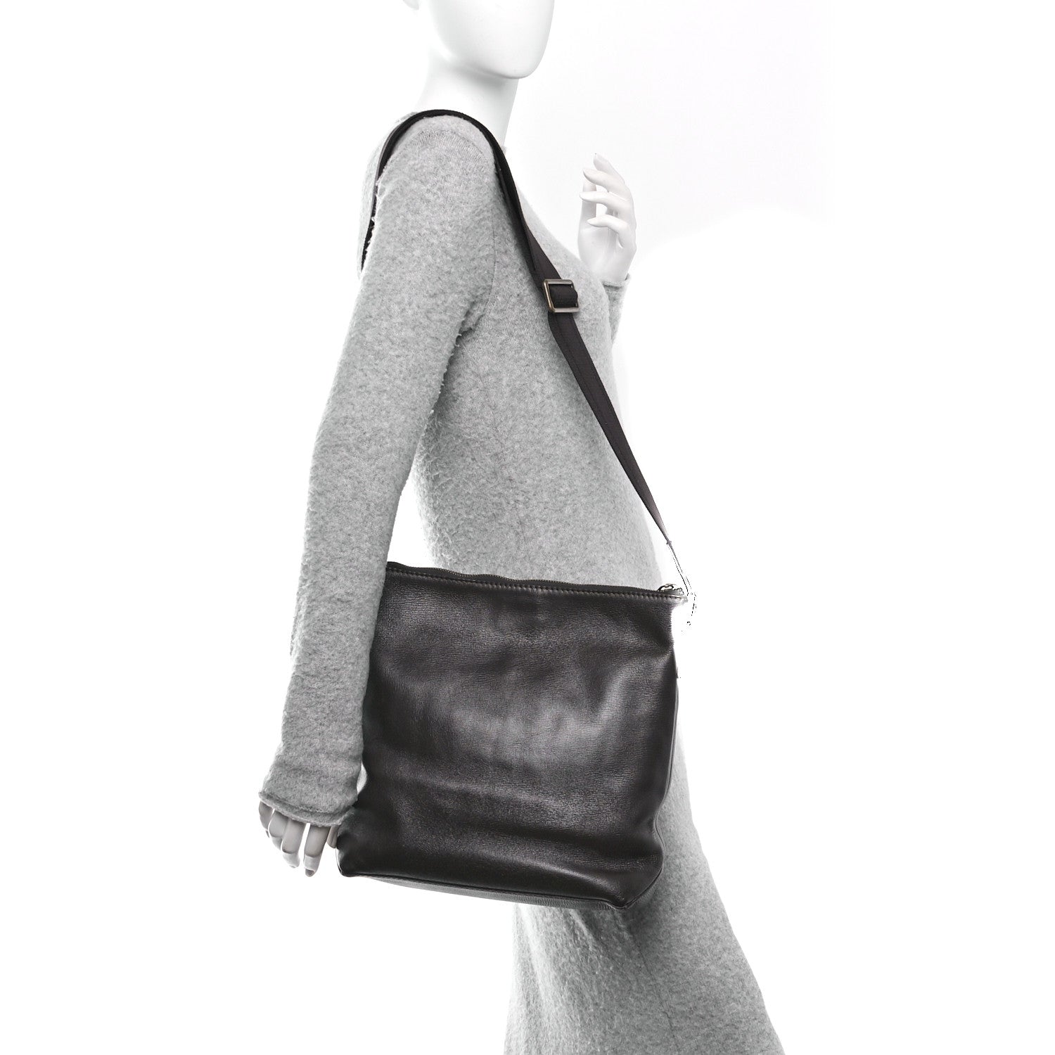 Louis Vuitton Utah Pochette Shawnee Cafe 2 of 9