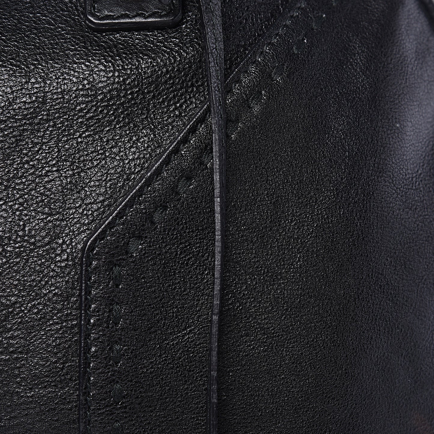 Calfskin Large Muse Black