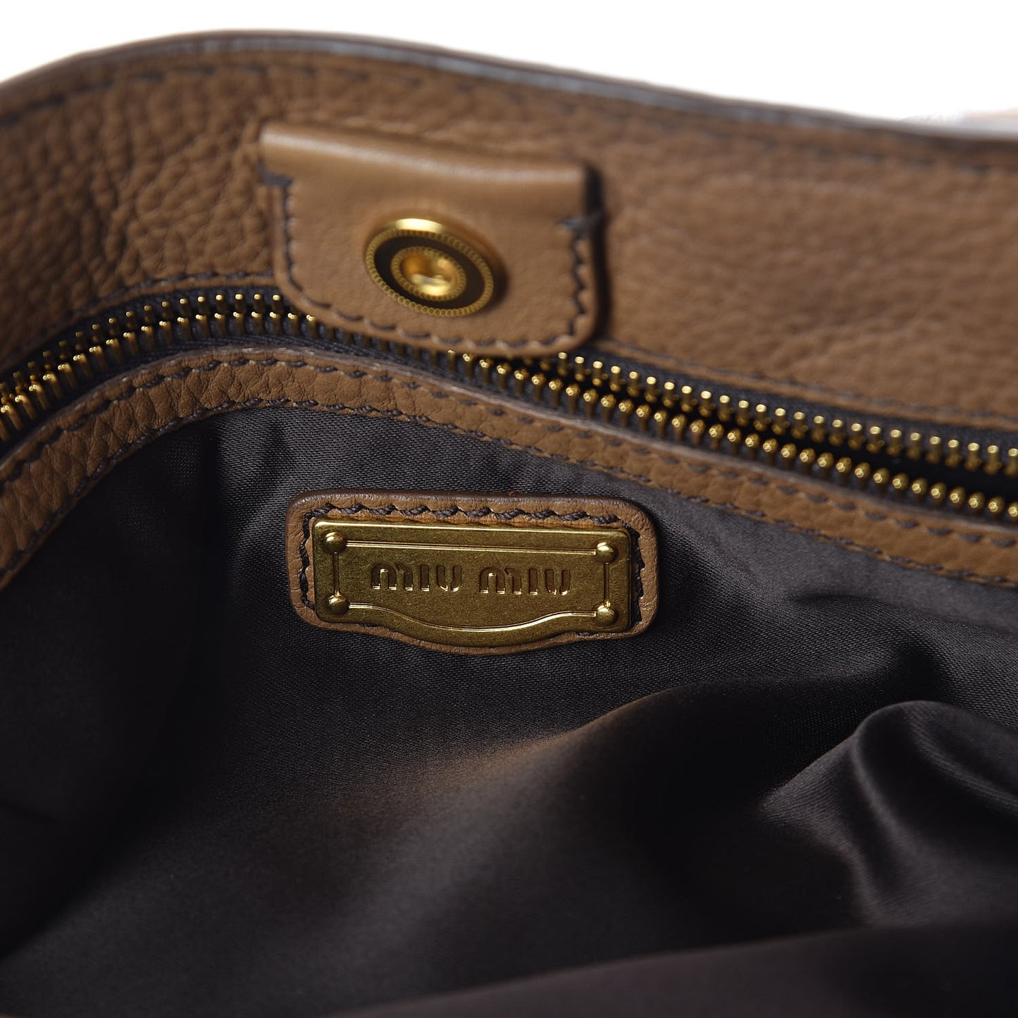 Vitello Daino Top Handle Tote Cammeo