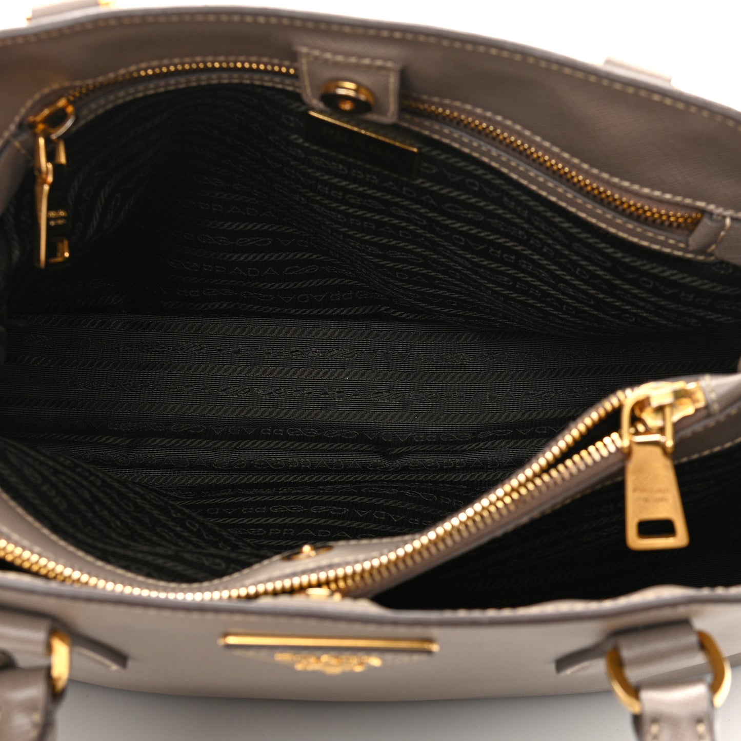 Saffiano Lux Medium Tote Argilla