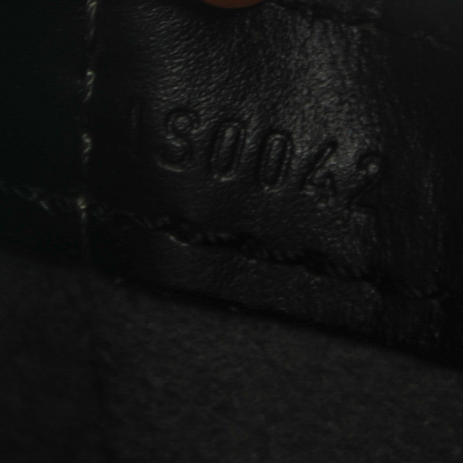 Louis Vuitton Epi Lussac Black 7 of 7
