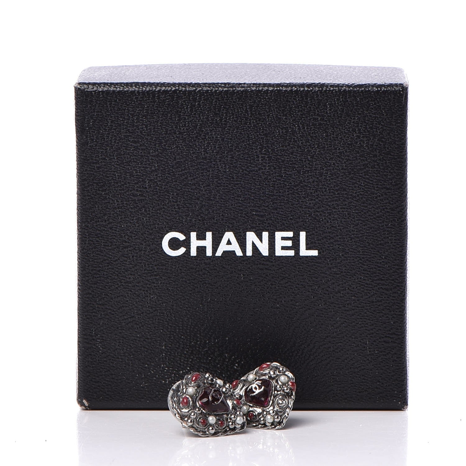 Chanel Pearl Enamel Heart CC Earrings Black Silver 6 of 6