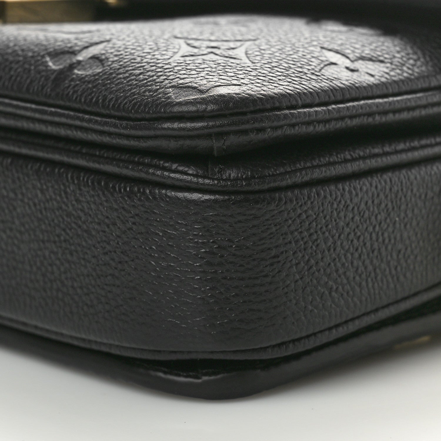 Louis Vuitton Empreinte Pochette Metis East West Black 10 of 11