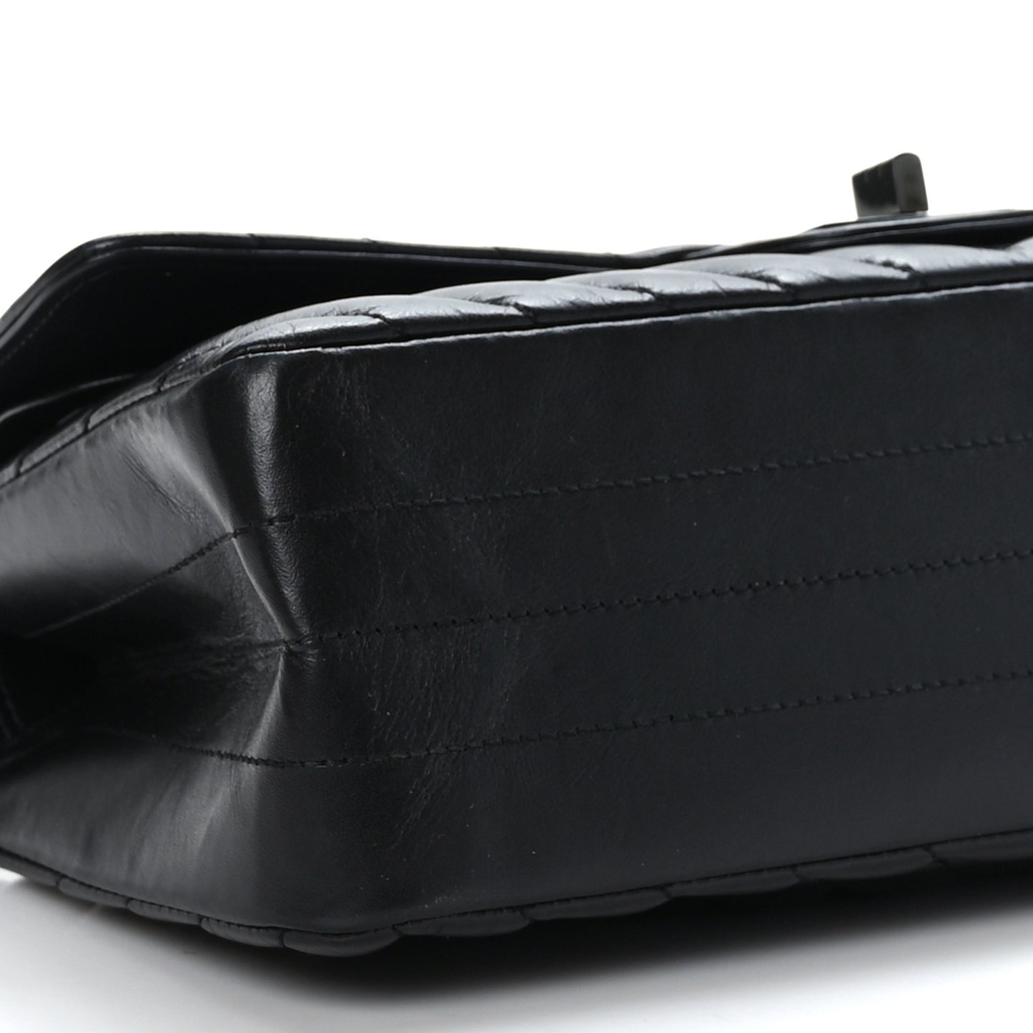 Aged Calfskin Chevron Quilted 2.55 Reissue 225 Flap So Black