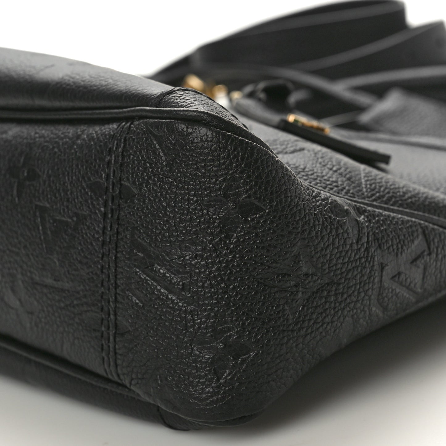 Empreinte Monogram Giant Trianon PM Black