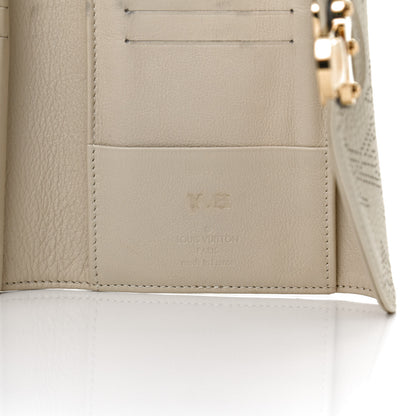 Louis Vuitton Mahina Amelia Wallet Poudre 8 of 9