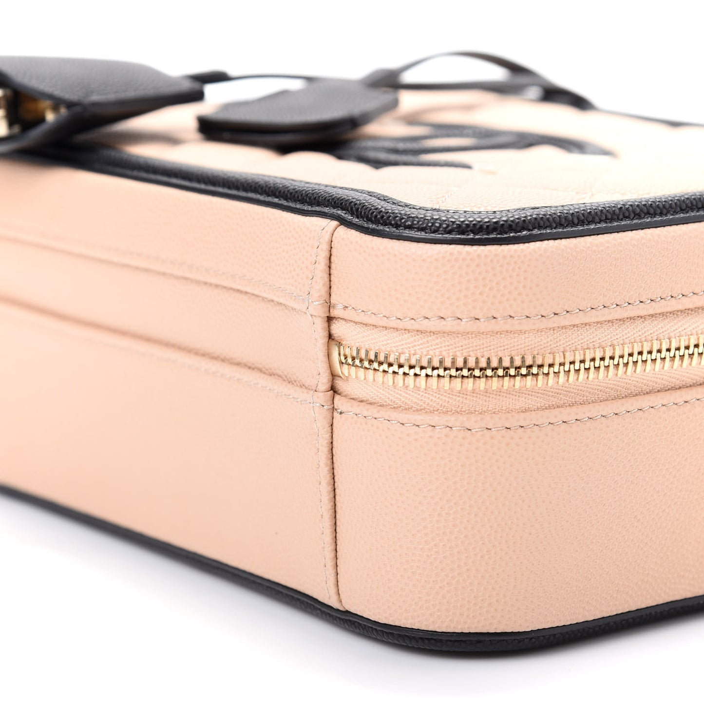 Caviar Quilted Medium CC Filigree Vanity Case Beige Black