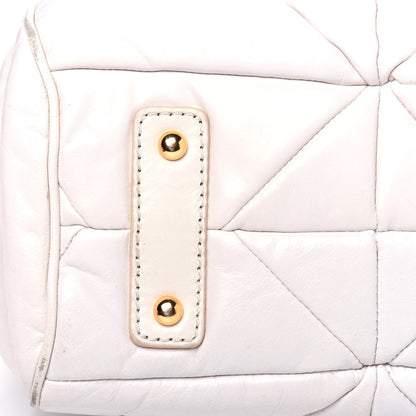 Marc Jacobs Calfskin Quilted Stam White 18 of 37