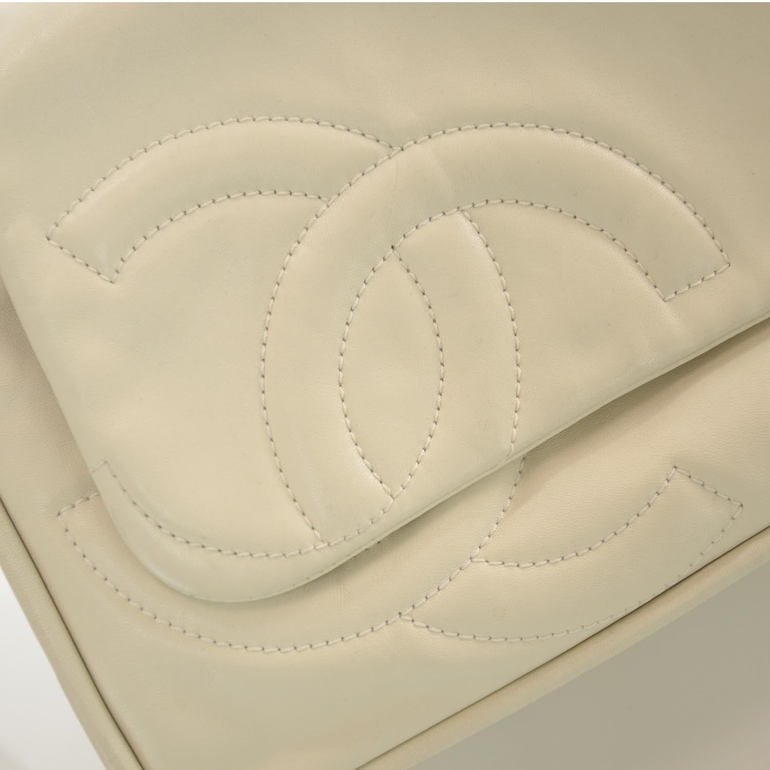 Chanel Leather Diagonal Ligne Flap 5 of 9