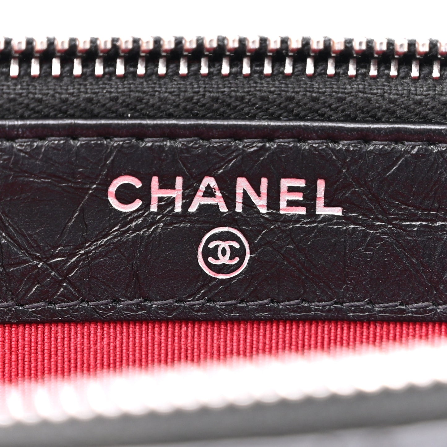 Aged Calfskin Quilted Small Gabrielle Clutch With Chain Black