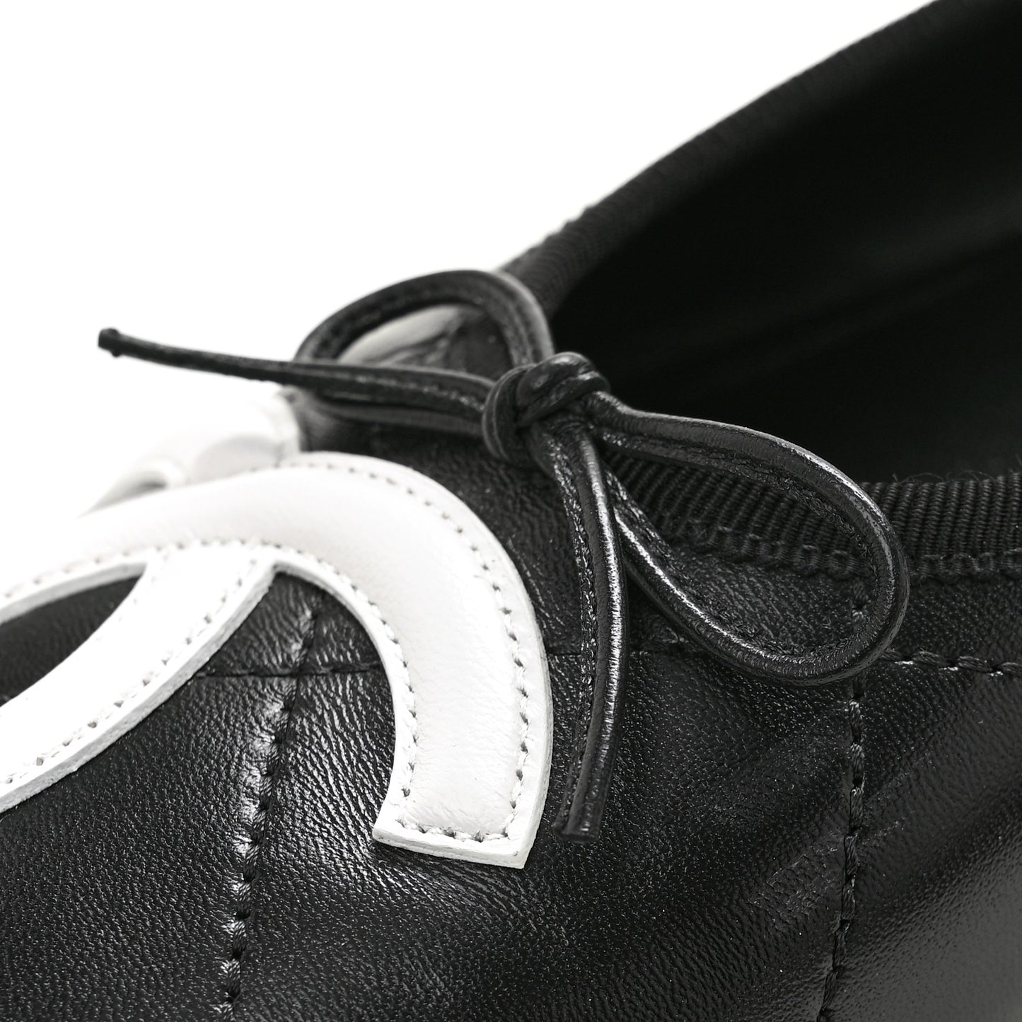 Lambskin Quilted CC Cambon Ballet Flats 36 Black White