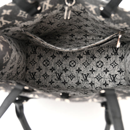 Louis Vuitton Monogram Jacquard Denim Onthego MM Black 5 of 10