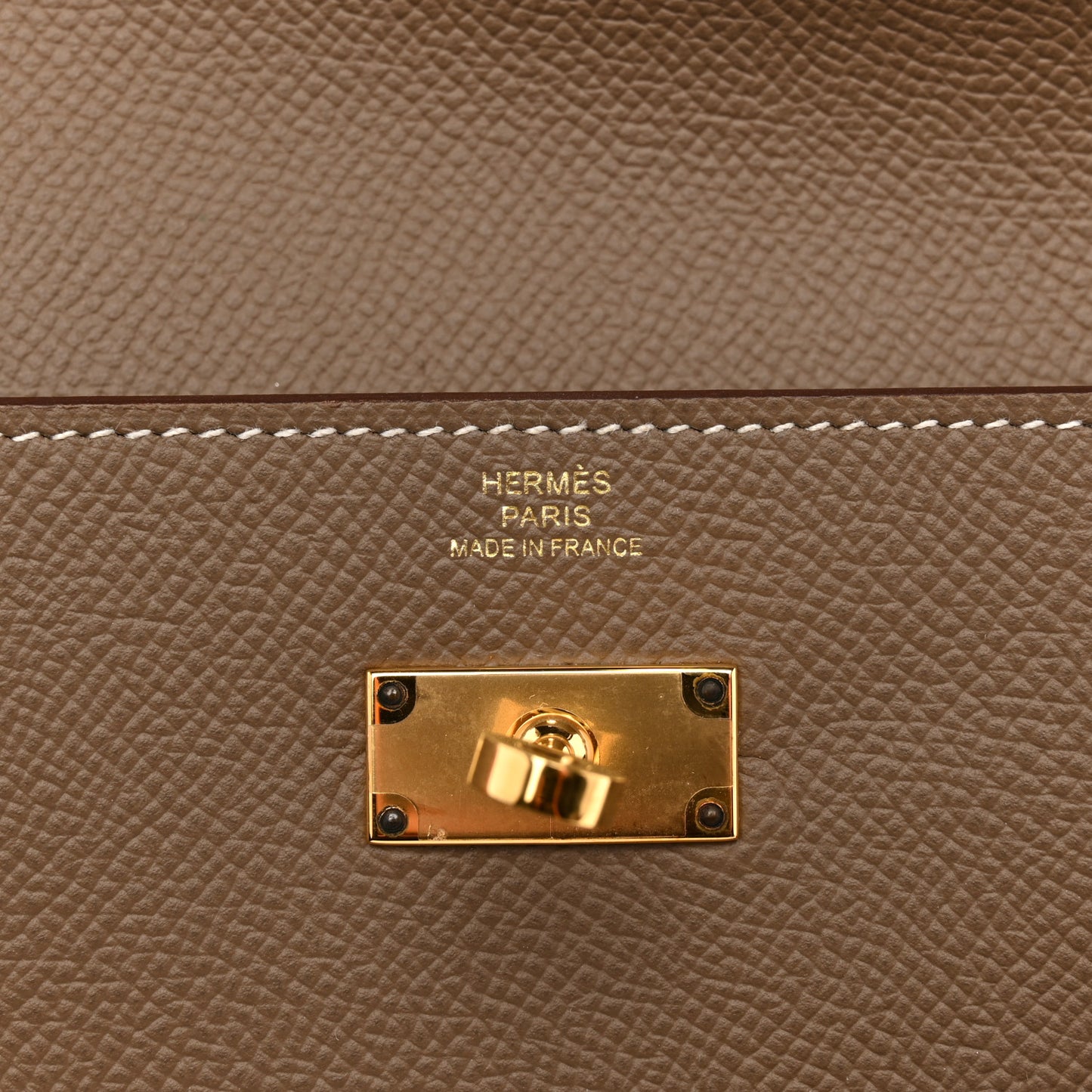 Epsom Kelly Longue Wallet Etoupe