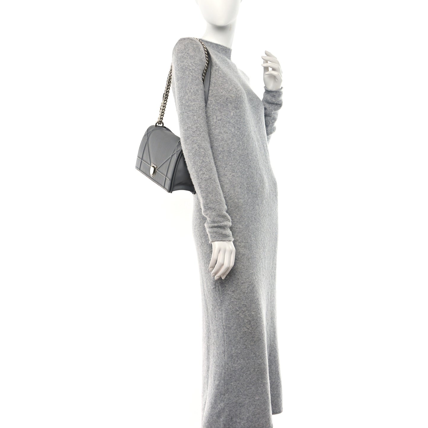 Grained Calfskin Medium Diorama Flap Bag Gris
