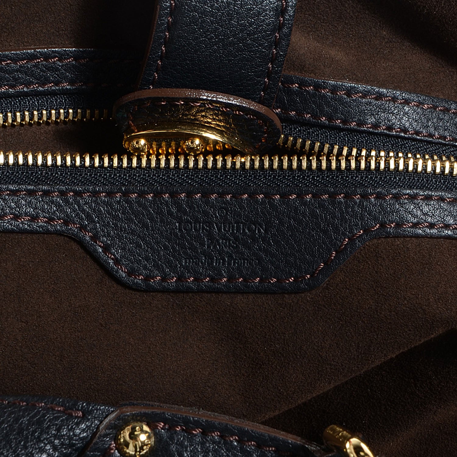 Louis Vuitton Mahina L Black 6 of 7