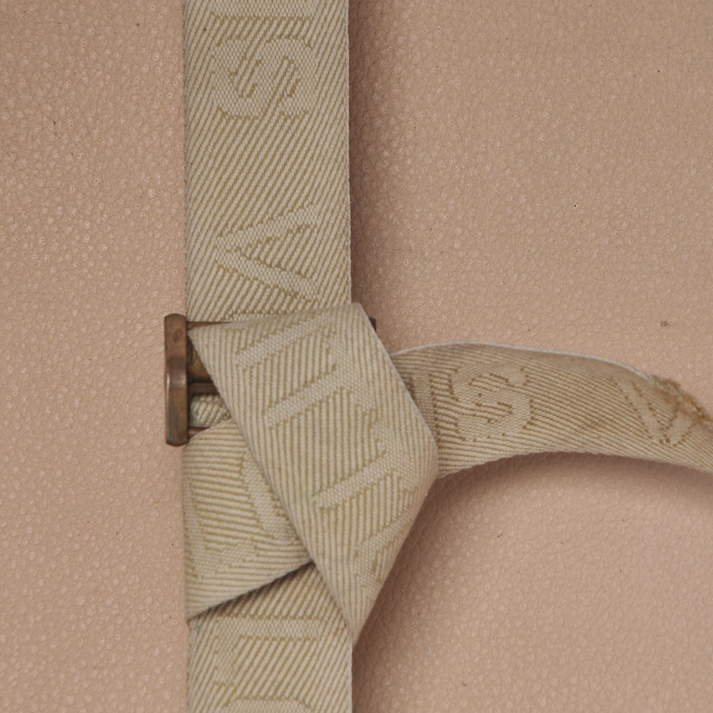 Monogram Bisten 50