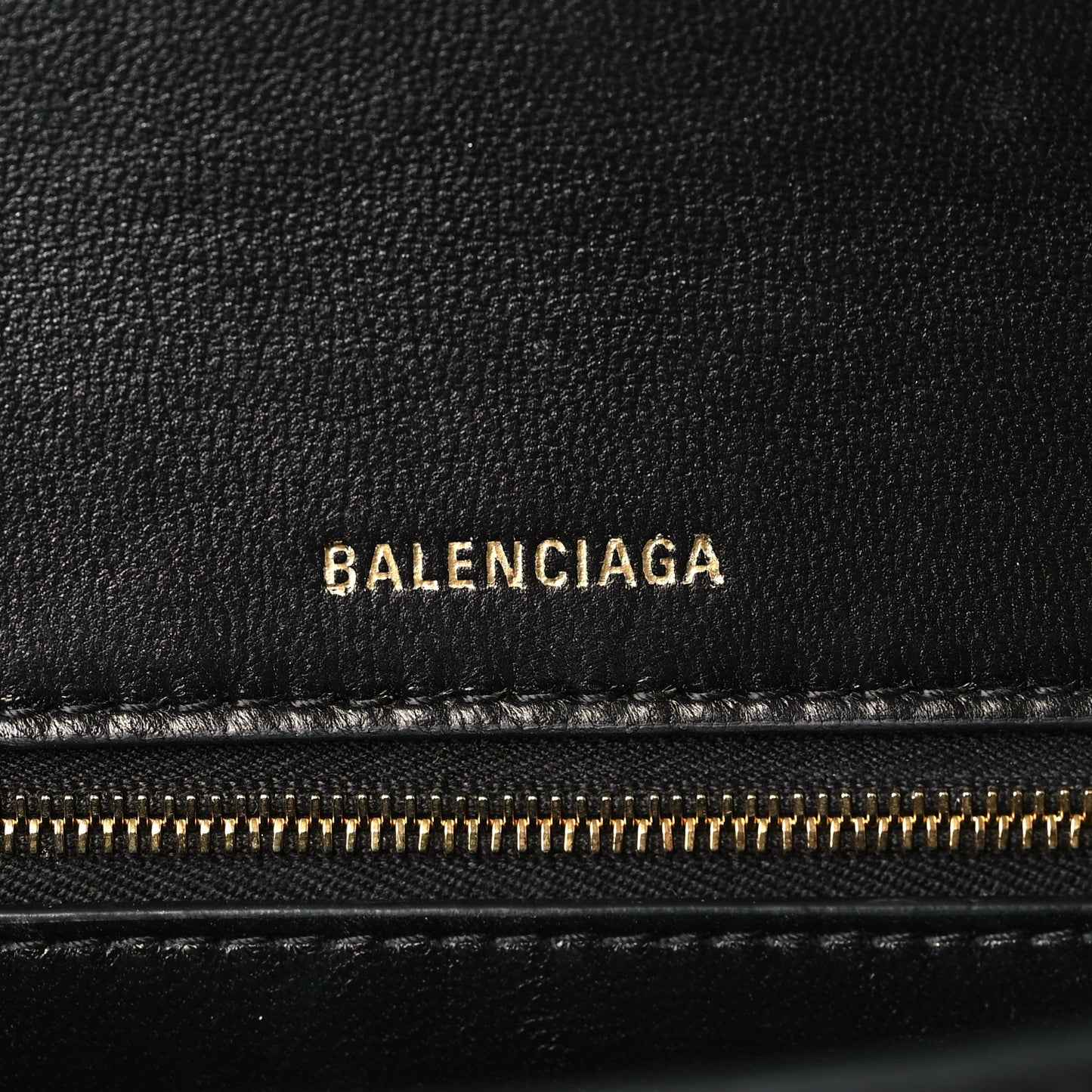 Shiny Box Calfskin Medium Hourglass Top Handle Bag Black