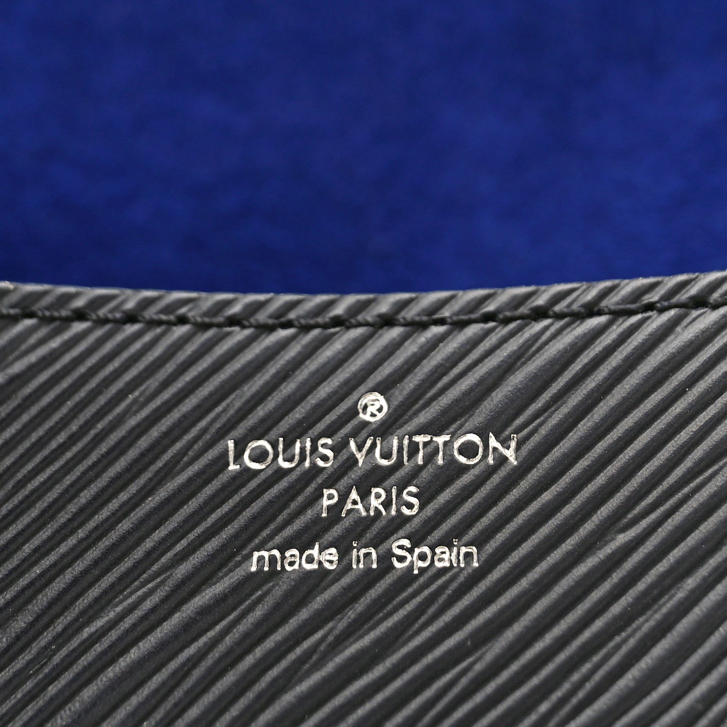 Louis Vuitton Epi Buci Crossbody Black 6 of 9
