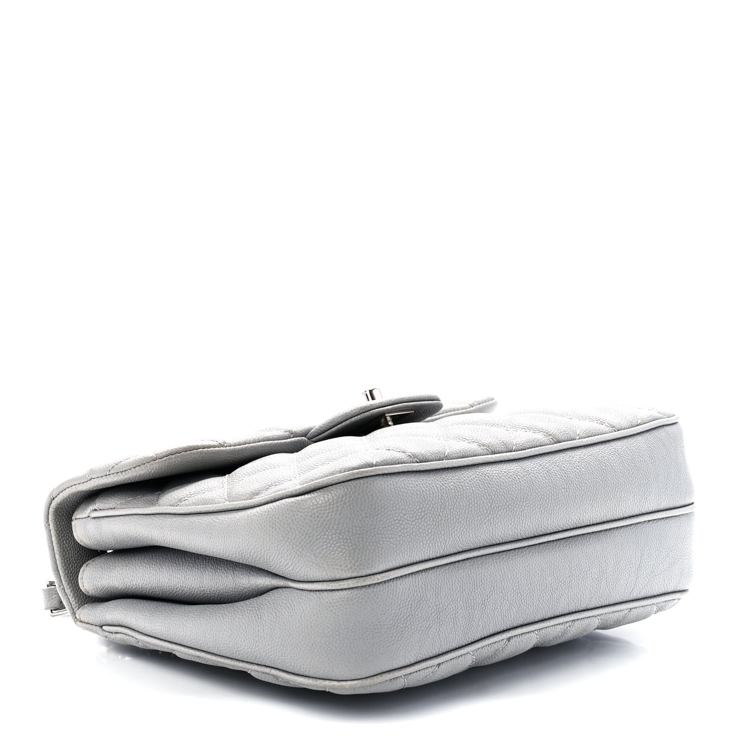 Caviar Quilted Medium Urban Companion Flap Grey