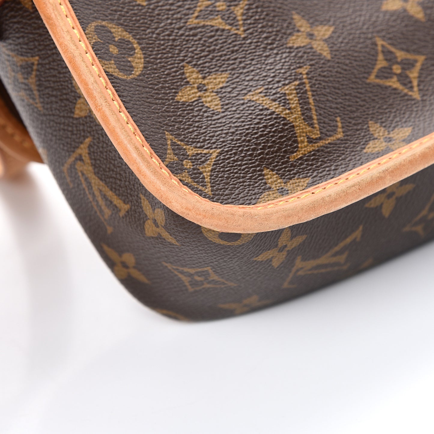 Monogram Sologne